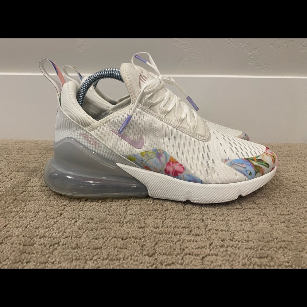 Nike Women's Size 9 Air Max 270 PRM White Floral Pink Running Shoes (AT6819-100)
